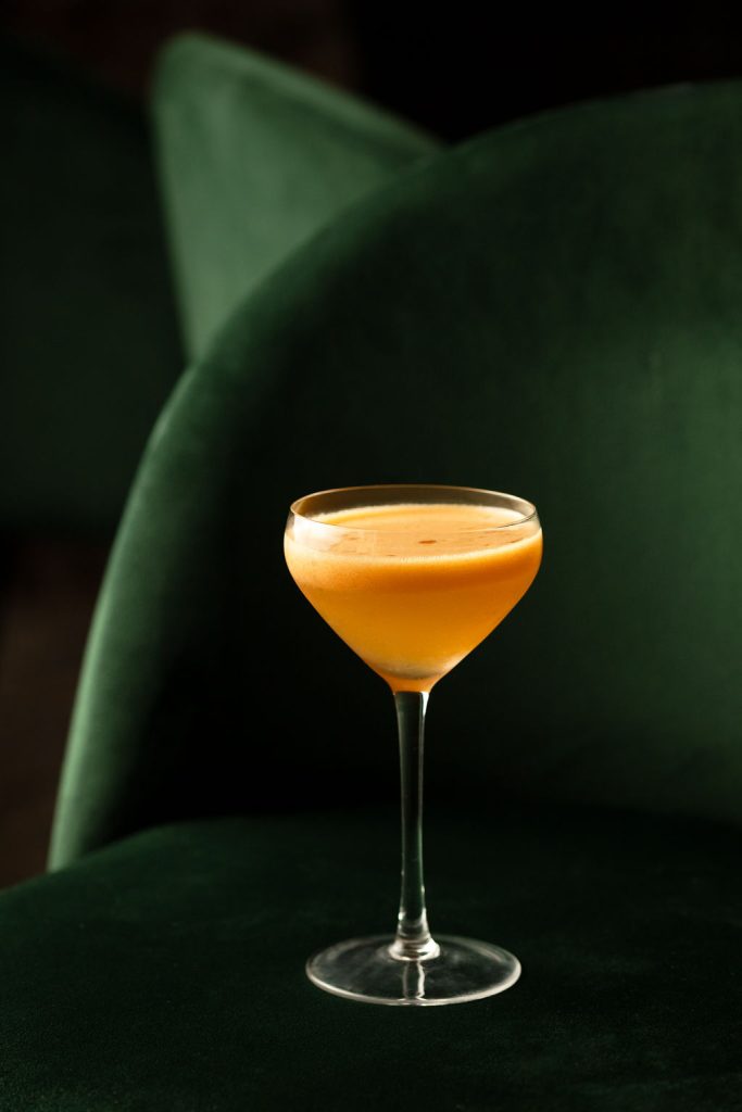 Cocktail signature primé au bar L’un des Trois à Grenoble